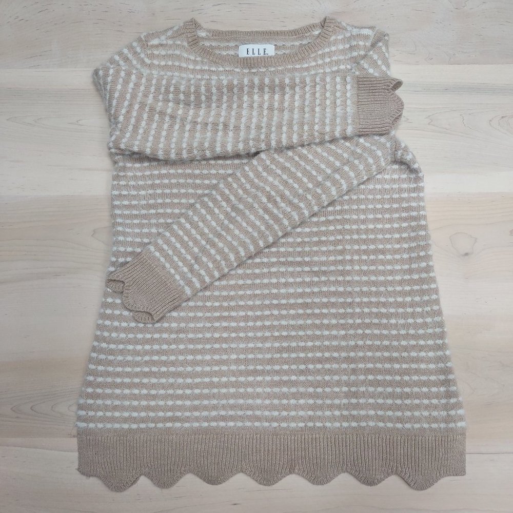 ELLE Blush Pink & Cream Fuzzy Crew Neck Scalloped Sweater